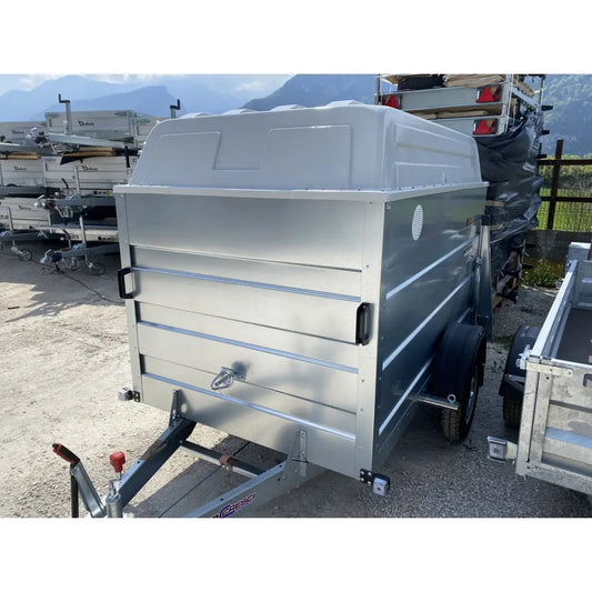 El Remolque Cresci Fourgon PT6F con Frenado  Capacidad de 750 kg