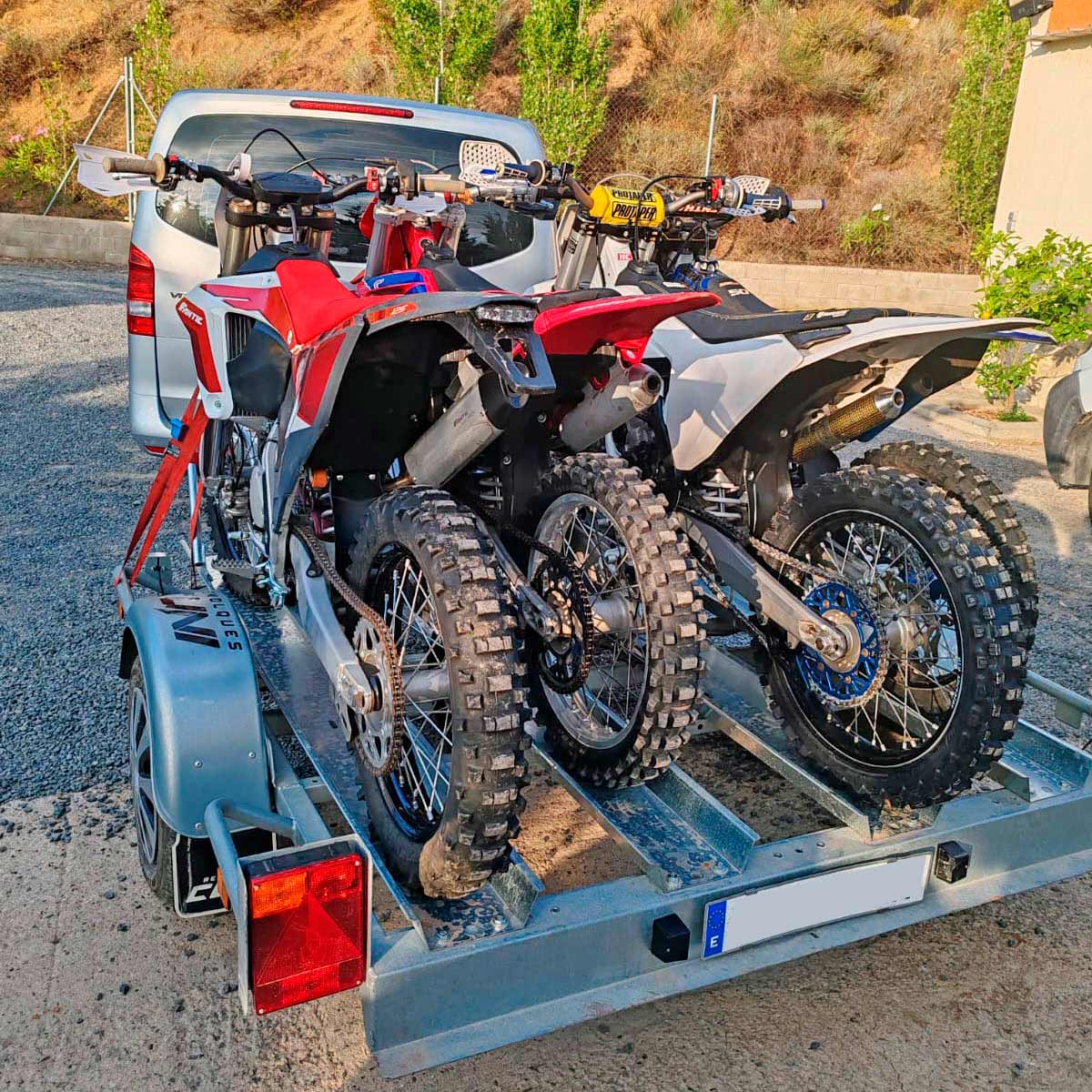 Remolque para cuatro motos grandes GALLARDO PLUS 4R