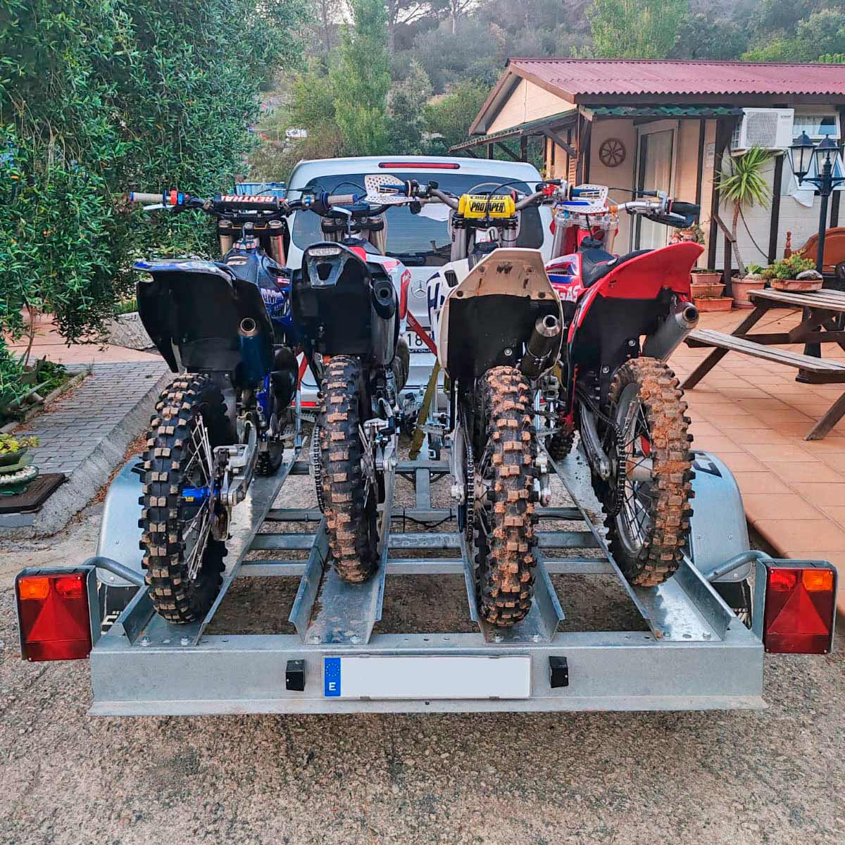 Remolque para cuatro motos grandes GALLARDO PLUS 4R